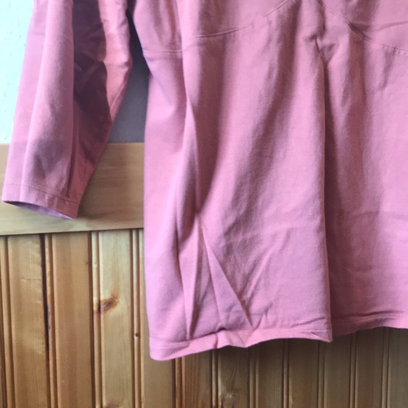 Top - Picture 2 of 6